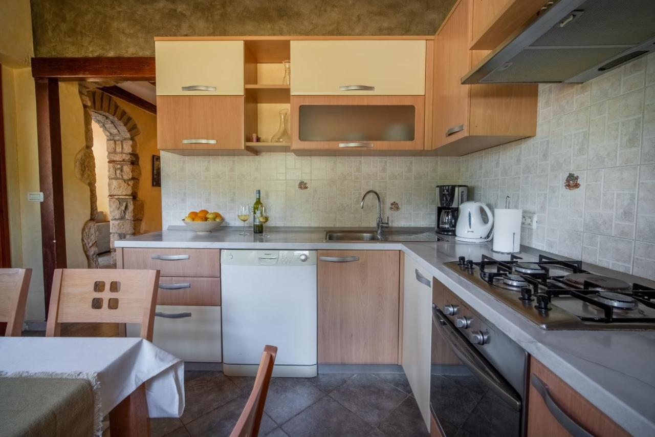 Вілла House Luce Krapan Екстер'єр фото